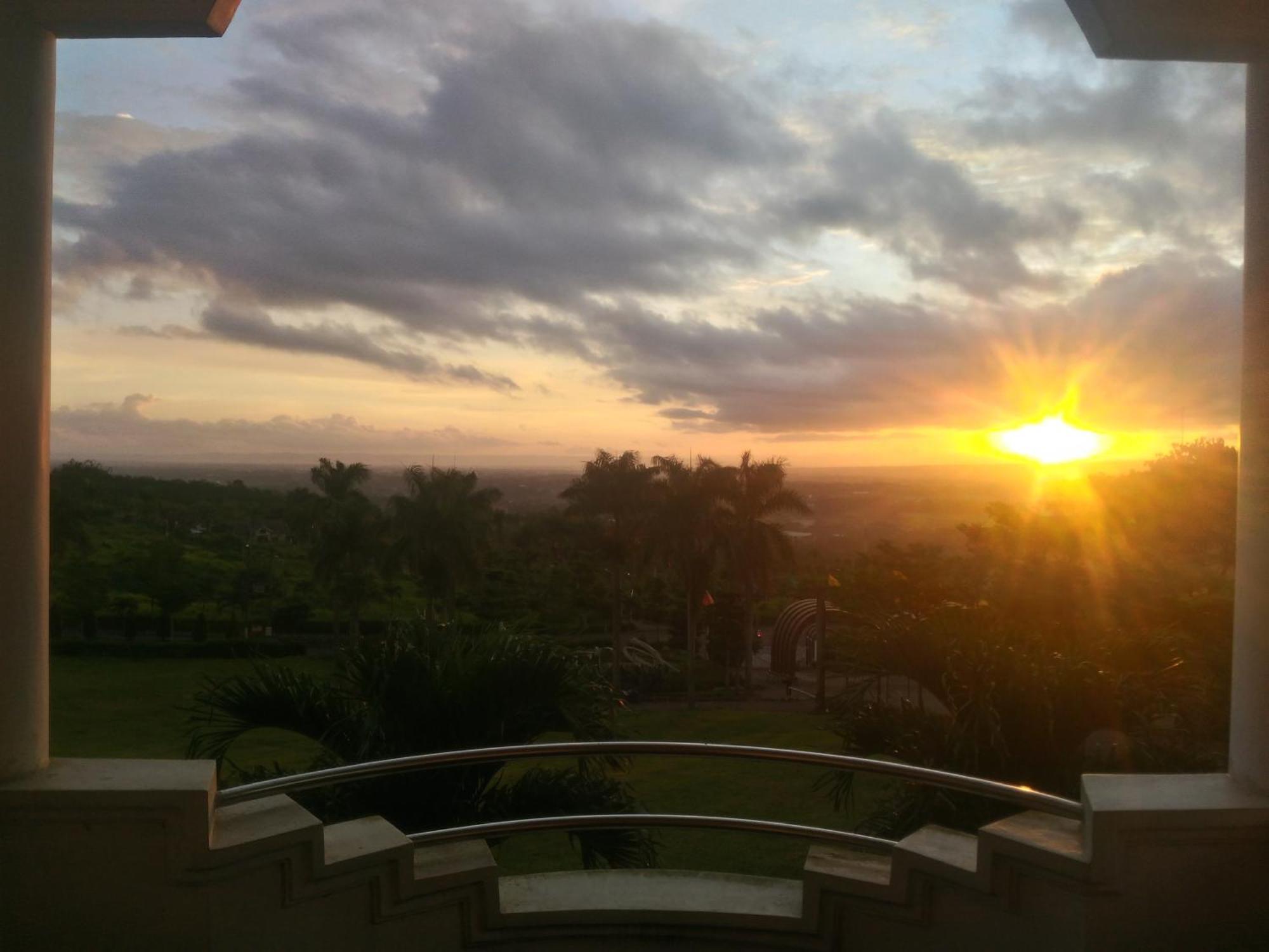 Villa Malang Puncak Buring Εξωτερικό φωτογραφία