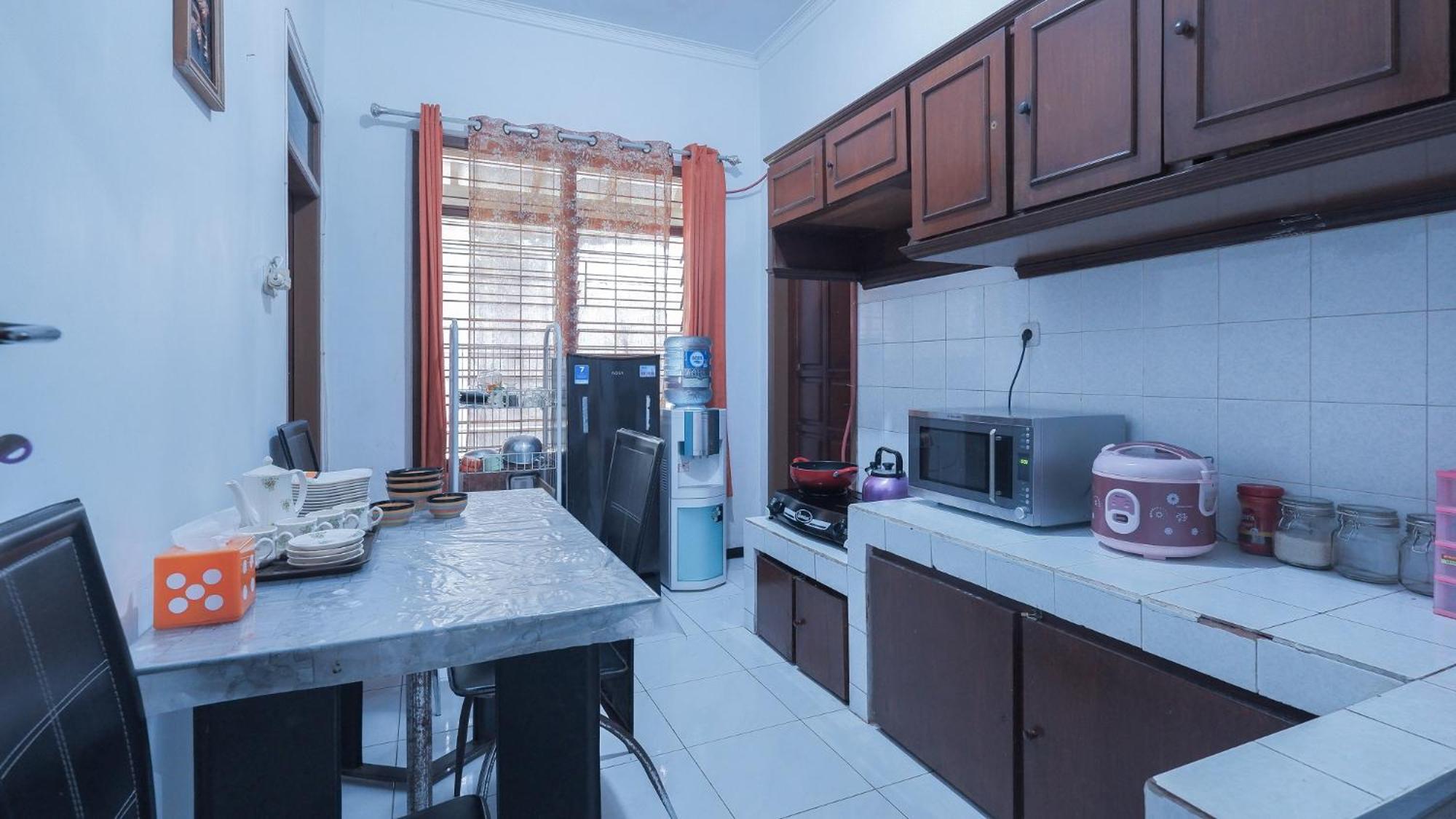 Villa Malang Puncak Buring Εξωτερικό φωτογραφία
